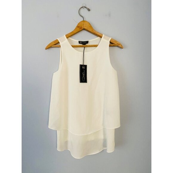 New with Tag DG2 Two-Layer Sleeveless Tank Top Womens XS White Flowy Tank - Picture 1 of 6